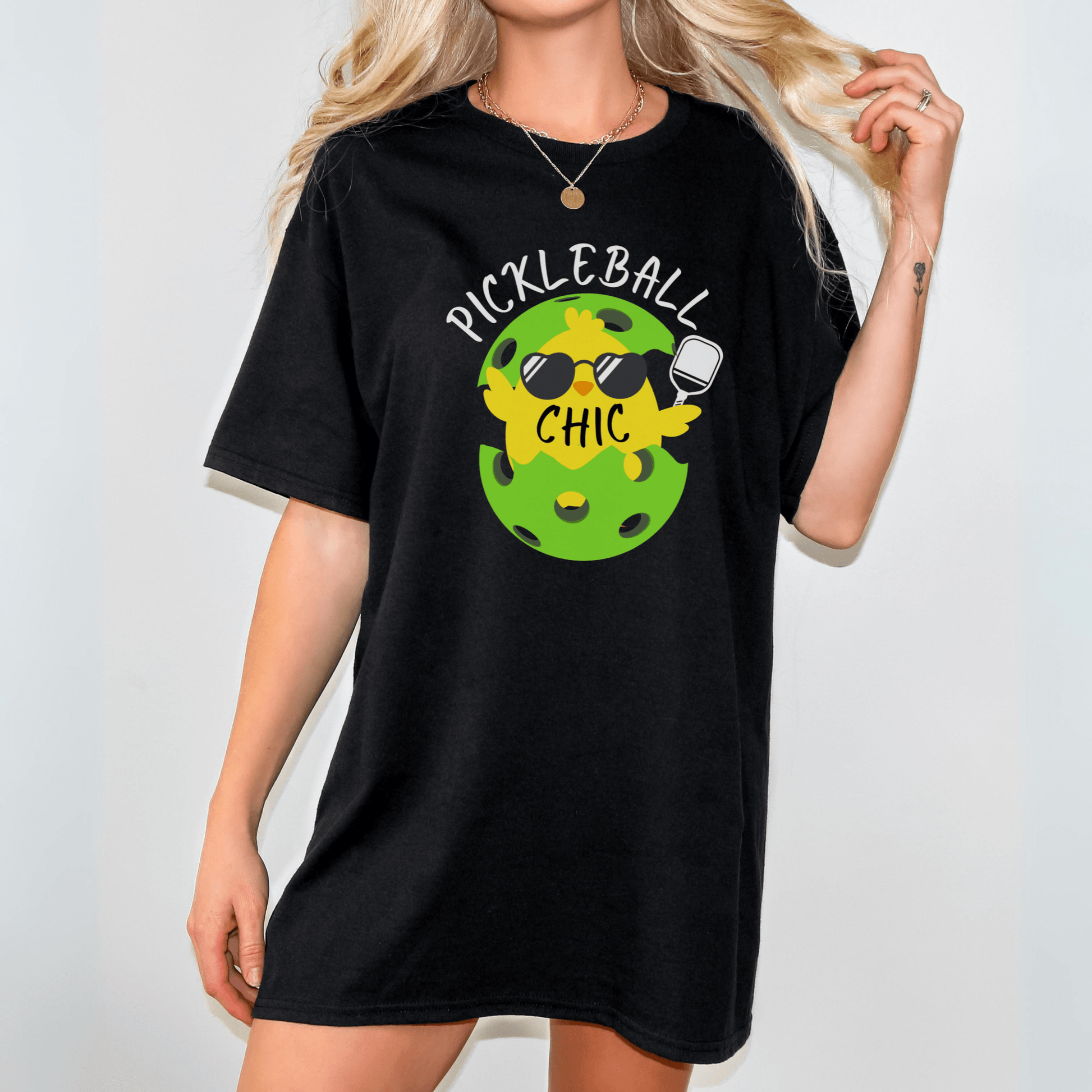 Pickleball Chic T-shirt - Basically Beachy